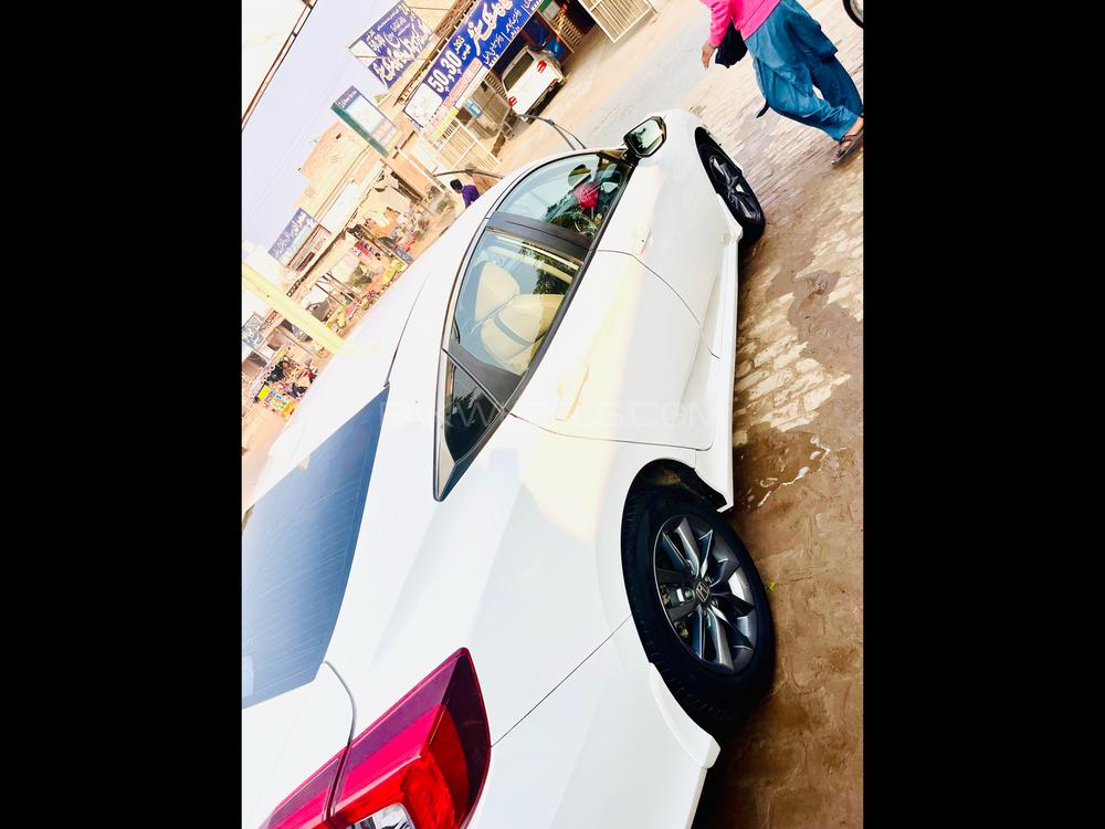Honda Civic 2020 for Sale in Khanewal Honda Civic 2020 for Sale in Khanewal Image-8