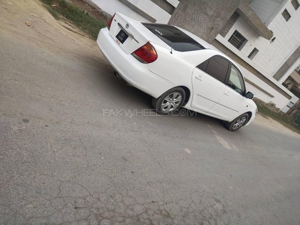 Toyota Camry 2005 for Sale in Lahore Image-1