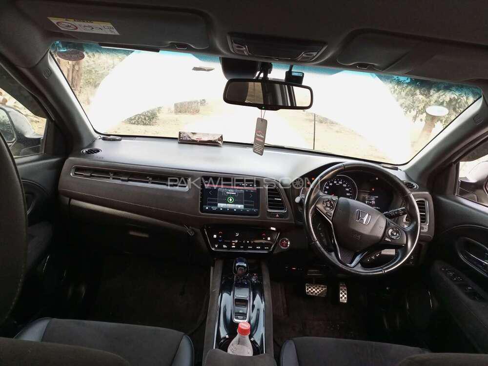 Honda Vezel 2017 for Sale in Lahore Honda Vezel 2017 for Sale in Lahore Image-10
