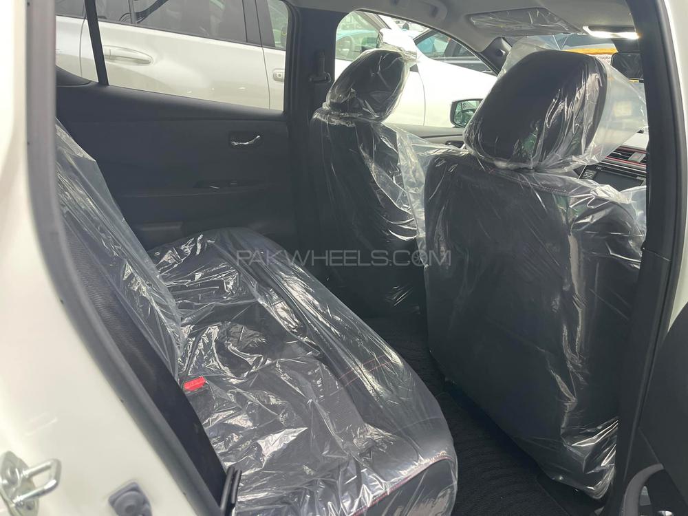 Nissan Leaf 2018 for Sale in Lahore Nissan Leaf 2018 for Sale in Lahore Image-7