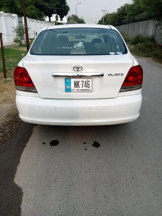 Toyota Platz 2005 for Sale in Nowshera cantt Image-1