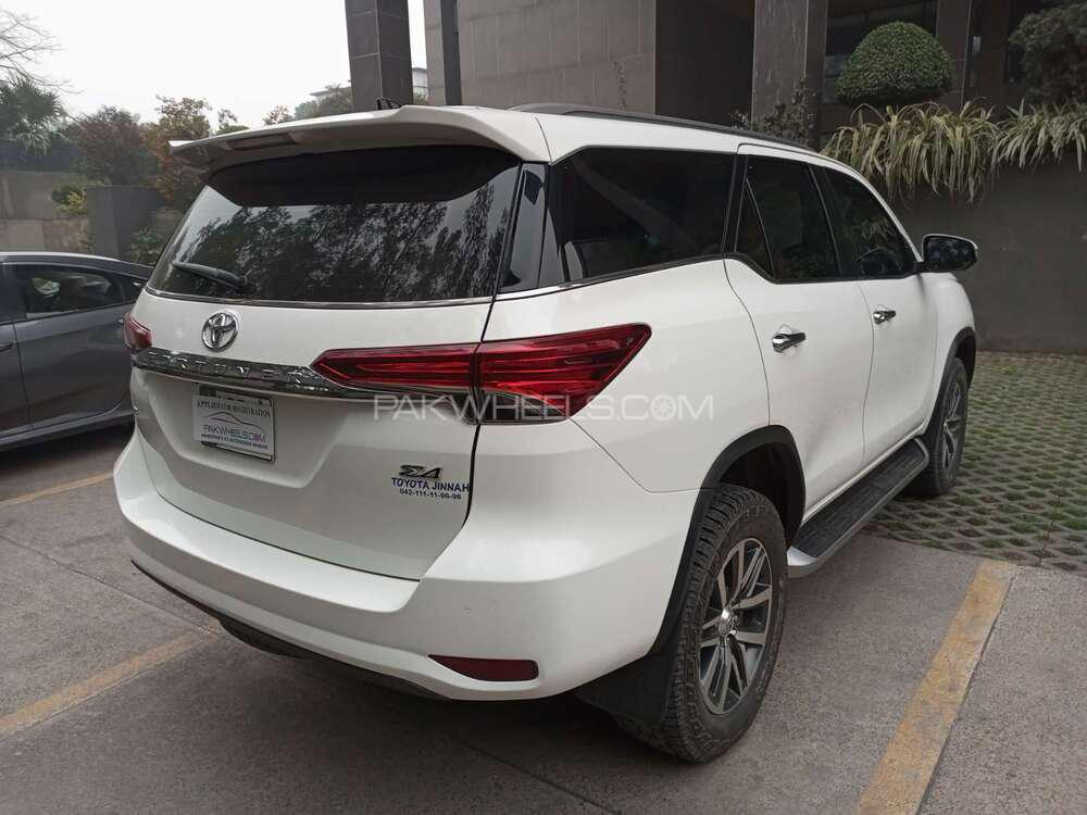 ٹویوٹا فورچیونر 2018 for Sale in لاہور ٹویوٹا فورچیونر 2018 for Sale in لاہور Image-4