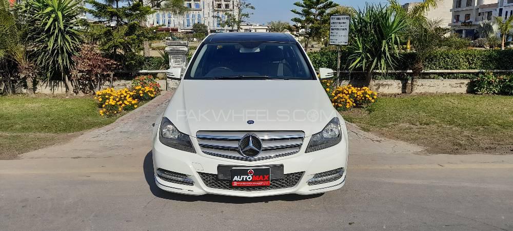 Mercedes Benz C Class 2012 for Sale in Gujranwala Image-1