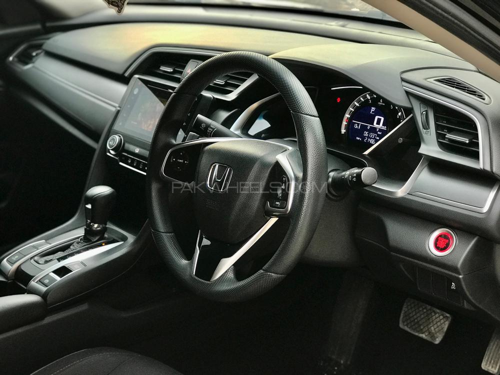Honda Civic 2019 for Sale in Faisalabad Honda Civic 2019 for Sale in Faisalabad Image-5