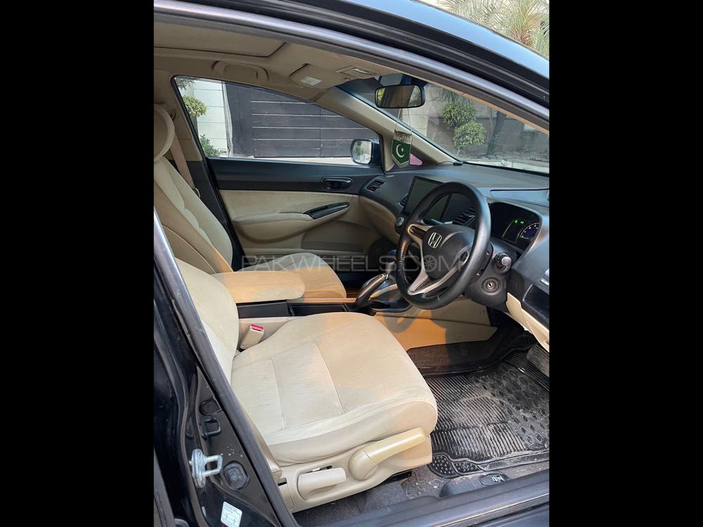 Honda Civic 2009 for Sale in Karachi Honda Civic 2009 for Sale in Karachi Image-11