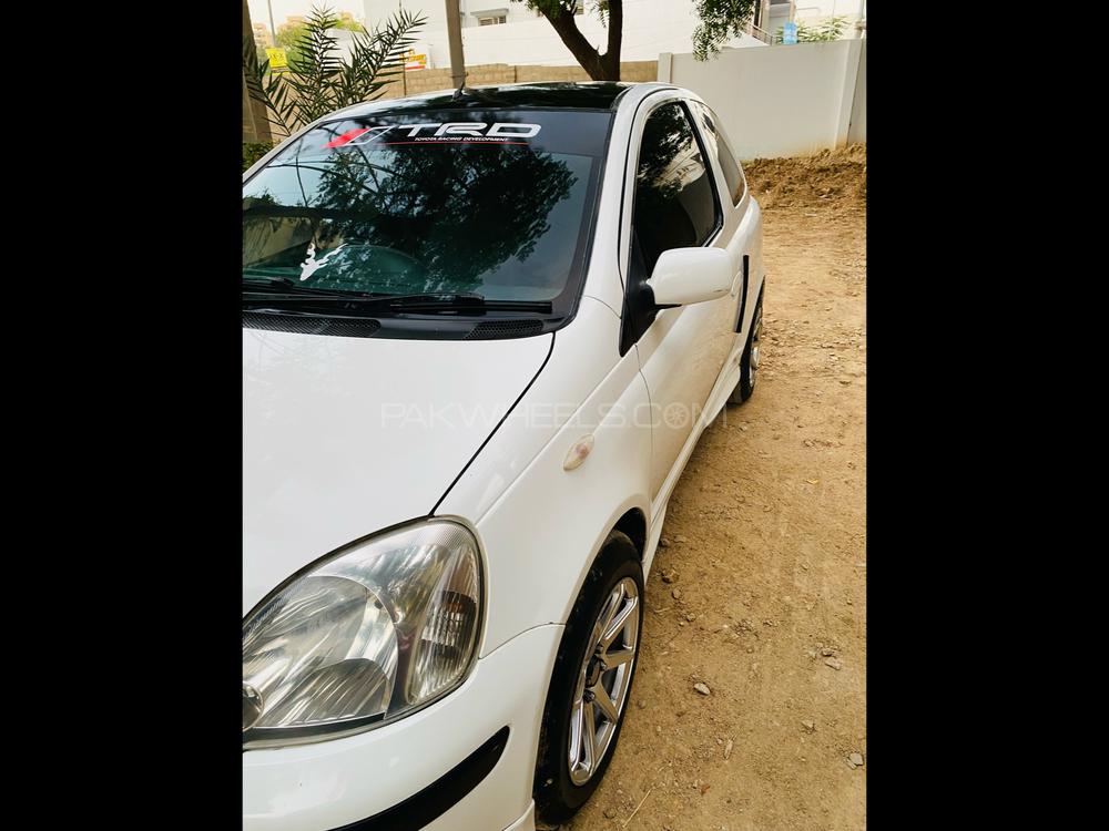 Toyota Vitz 2000 for Sale in Karachi Toyota Vitz 2000 for Sale in Karachi Image-5