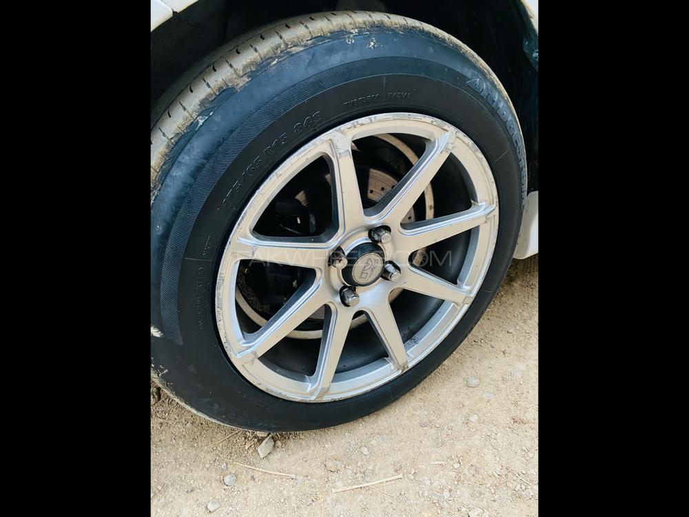 Toyota Vitz 2000 for Sale in Karachi Toyota Vitz 2000 for Sale in Karachi Image-7