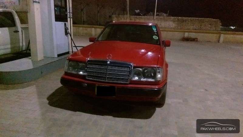 Mercedes Benz D Series 1992 for Sale in Lahore Image-1