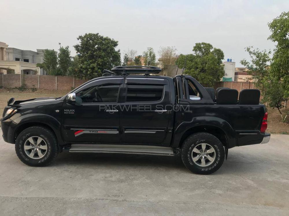 Toyota Hilux 2005 for Sale in Faisalabad Toyota Hilux 2005 for Sale in Faisalabad Image-5