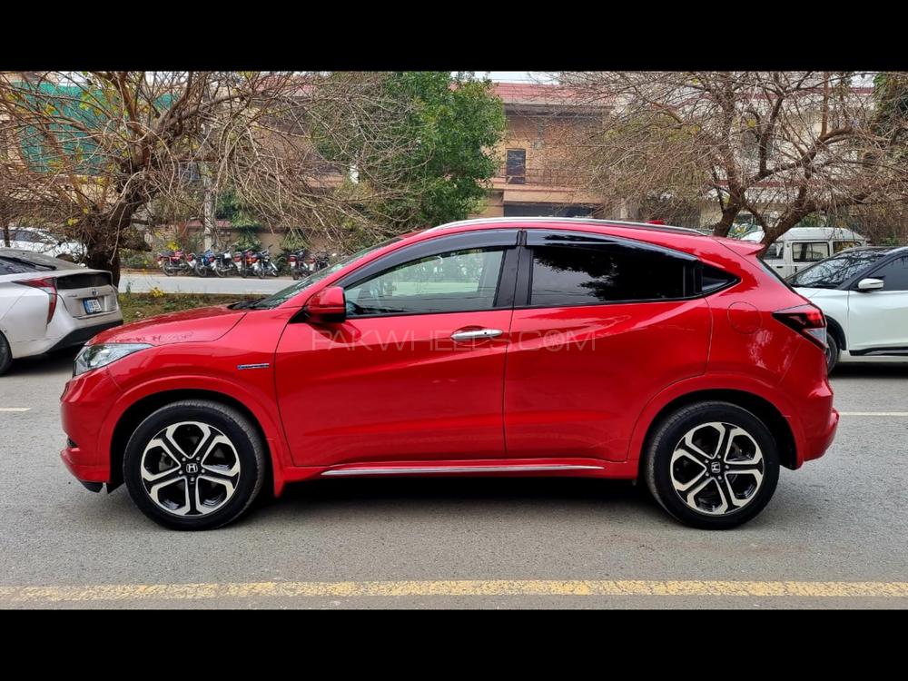 Honda Vezel 2016 for Sale in Lahore Image-1