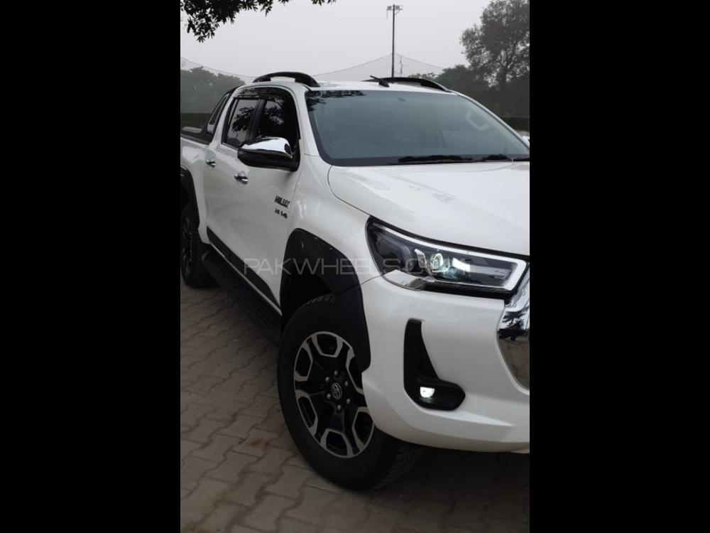 Toyota Hilux 2021 for Sale in Sialkot Toyota Hilux 2021 for Sale in Sialkot Image-5