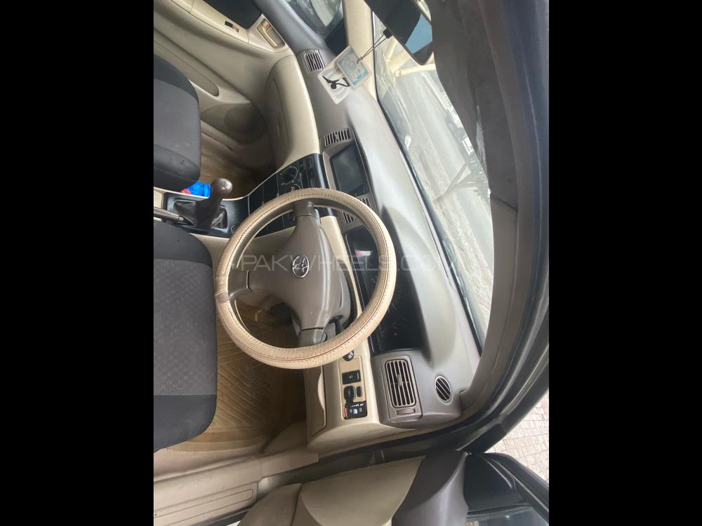 Toyota Corolla 2004 for Sale in Lahore Toyota Corolla 2004 for Sale in Lahore Image-8