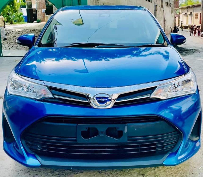 Toyota fielder hybrid 2019