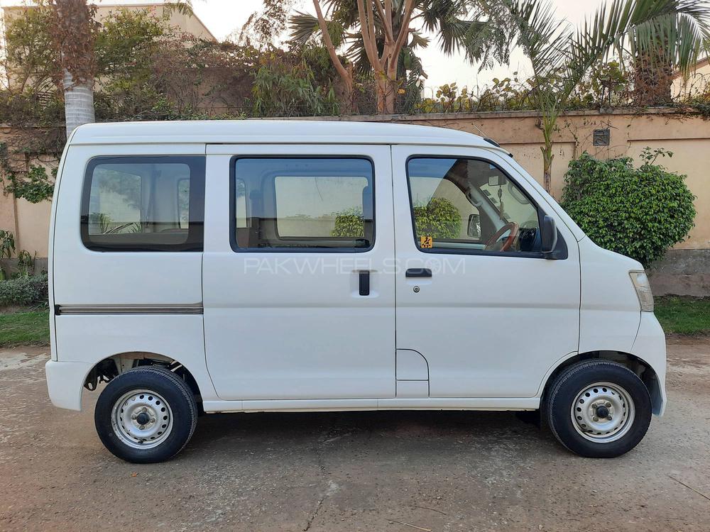 ڈائیہاتسو ہائی جیٹ 2013 for Sale in ملتان ڈائیہاتسو ہائی جیٹ 2013 for Sale in ملتان Image-6