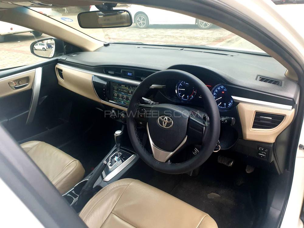 Toyota Corolla 2015 for Sale in Lahore Toyota Corolla 2015 for Sale in Lahore Image-5