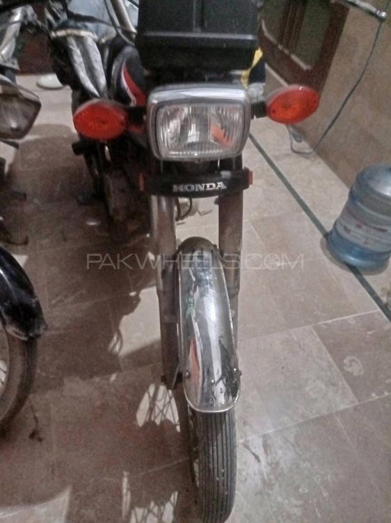 Honda CG 125 2017 for Sale Honda CG 125 2017 for Sale Image-4