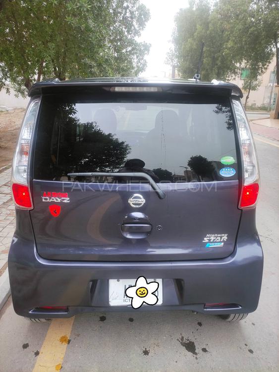 Nissan Dayz Highway Star 2014 for Sale in Lahore Nissan Dayz Highway Star 2014 for Sale in Lahore Image-5