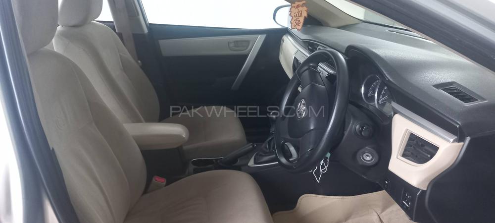 Toyota Corolla 2015 for Sale in Lahore Toyota Corolla 2015 for Sale in Lahore Image-5