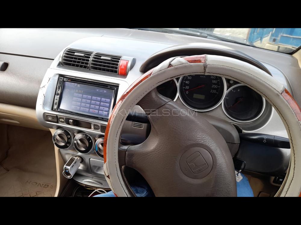Honda City 2004 for Sale in Sheikhupura Honda City 2004 for Sale in Sheikhupura Image-5