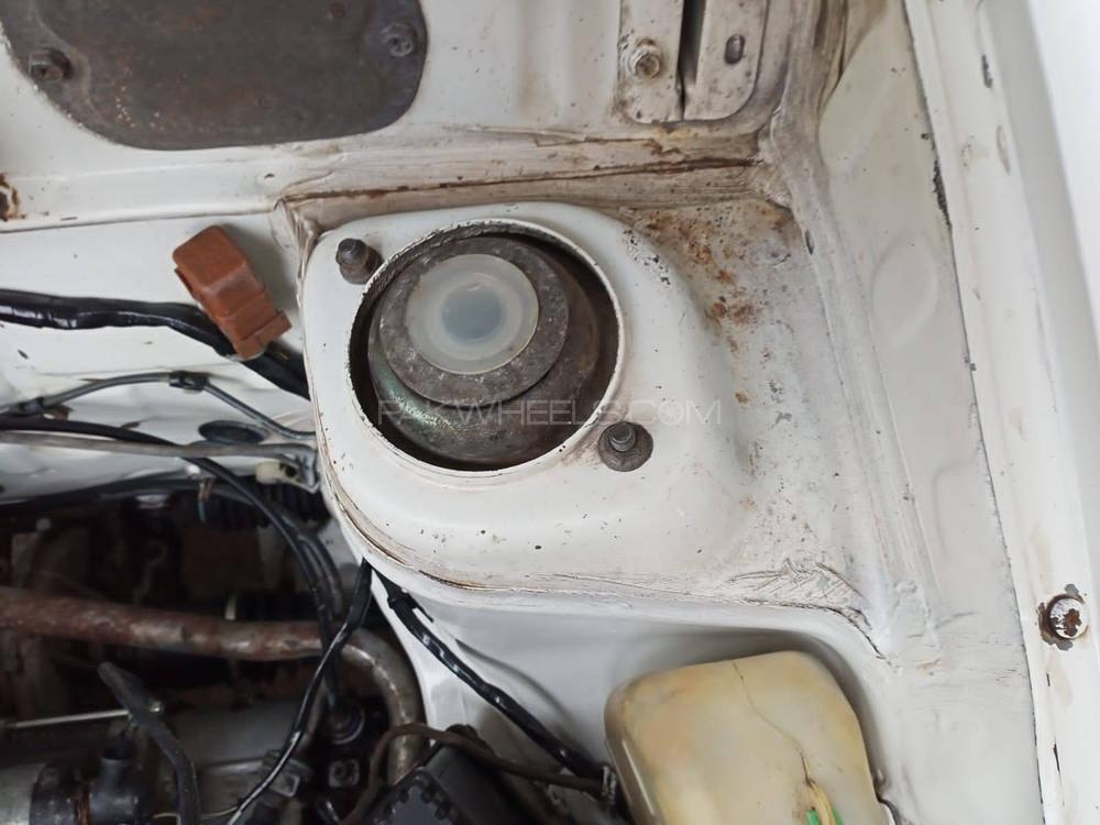 Suzuki Mehran 2006 for Sale in Lahore Suzuki Mehran 2006 for Sale in Lahore Image-9