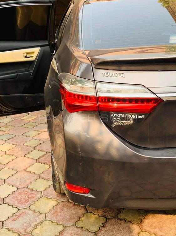 Toyota Corolla 2019 for Sale in Peshawar Toyota Corolla 2019 for Sale in Peshawar Image-4