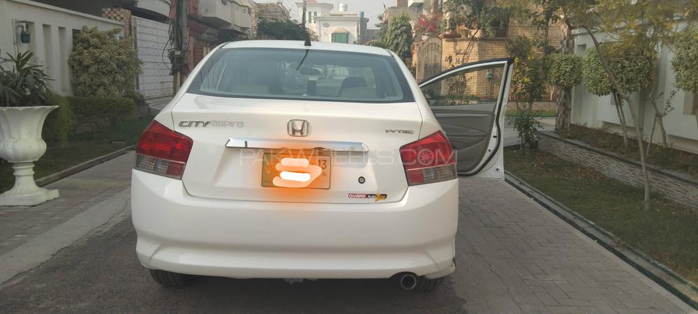 Honda City 2013 for Sale in Lahore Honda City 2013 for Sale in Lahore Image-4