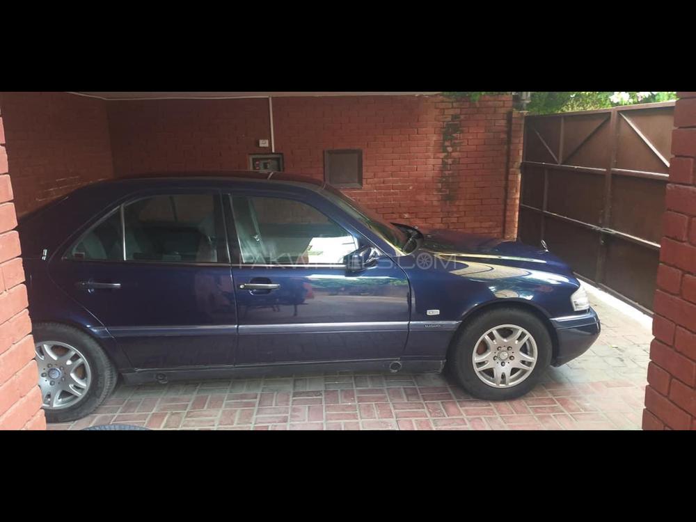 Mercedes Benz C Class 1996 for Sale in Gujranwala Image-1