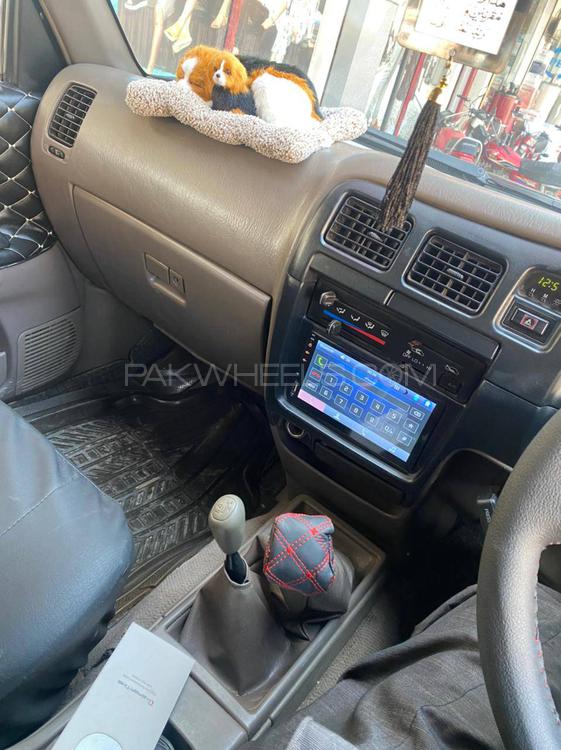 Toyota Hilux 2003 for Sale in Islamabad Toyota Hilux 2003 for Sale in Islamabad Image-4