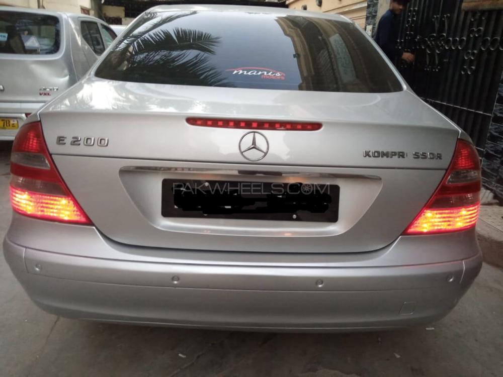 Mercedes Benz E Class 2004 for Sale in Rawalpindi Mercedes Benz E Class 2004 for Sale in Rawalpindi Image-3