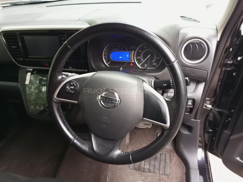 Nissan Dayz Highway Star 2014 for Sale in Lahore Nissan Dayz Highway Star 2014 for Sale in Lahore Image-5