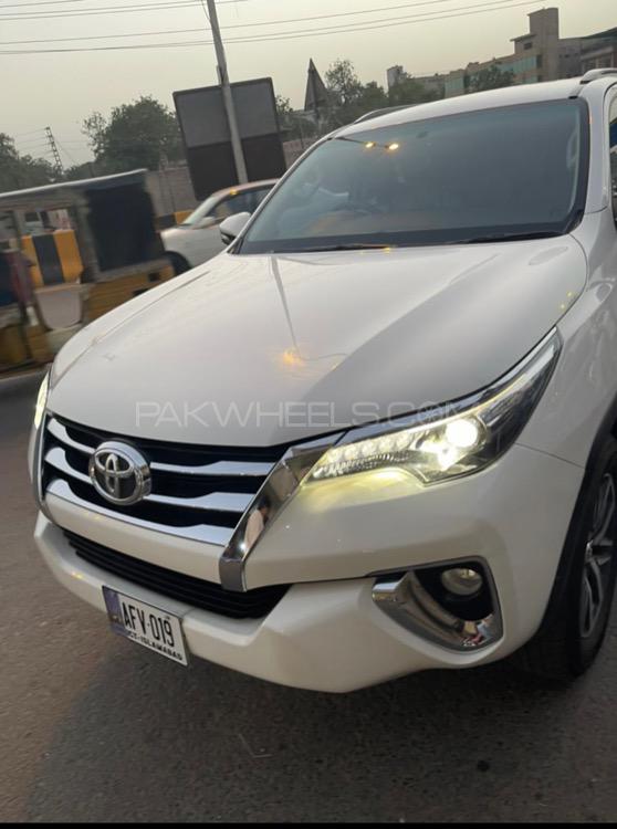 Toyota Fortuner 2016 for Sale in Multan Image-1