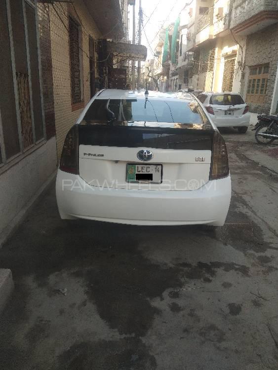 Toyota Prius 2014 for Sale in Faisalabad Toyota Prius 2014 for Sale in Faisalabad Image-3