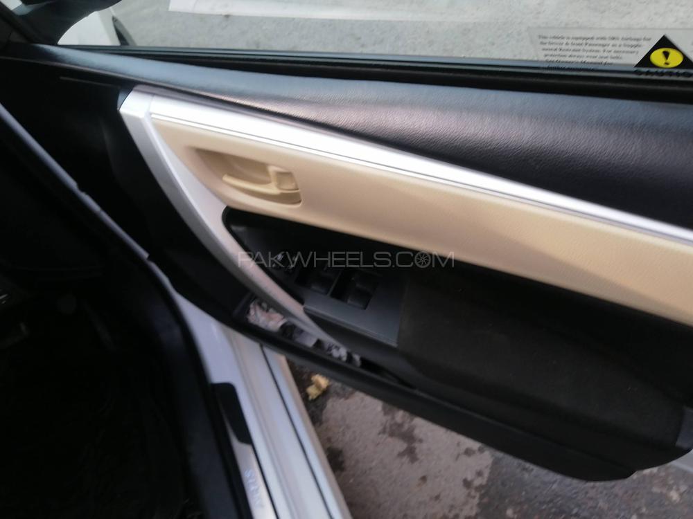 Toyota Corolla 2018 for Sale in Lahore Toyota Corolla 2018 for Sale in Lahore Image-5