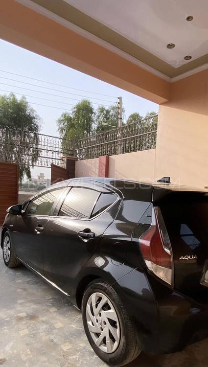 Toyota Aqua 2015 for Sale in Multan Toyota Aqua 2015 for Sale in Multan Image-4