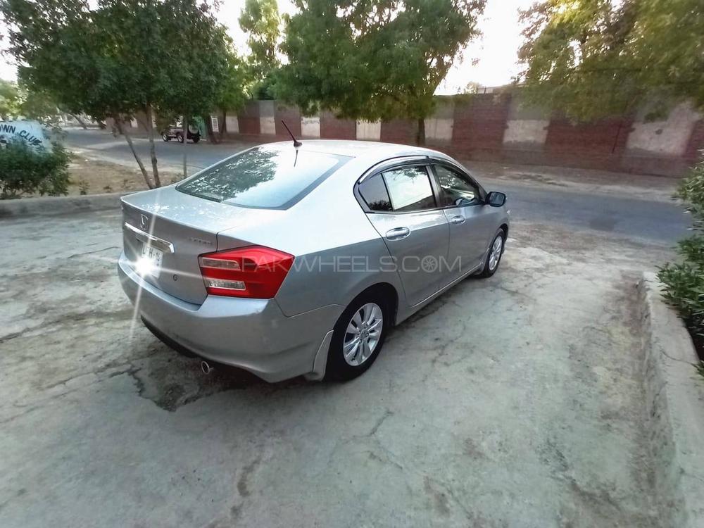 Honda Civic 2012 for Sale in Bahawalpur Honda Civic 2012 for Sale in Bahawalpur Image-2