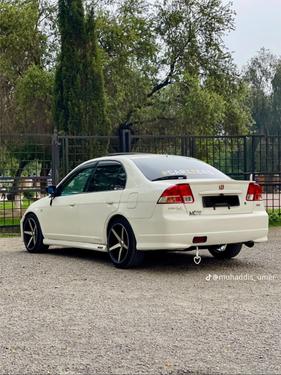 Honda Civic - 2004