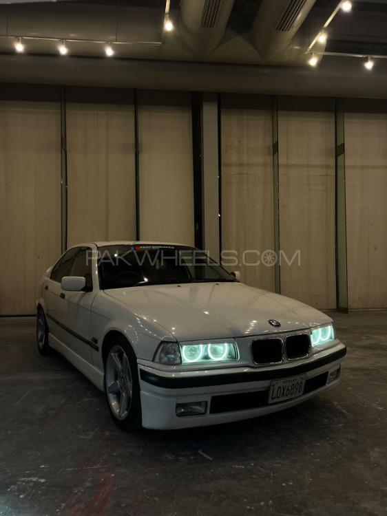 BMW 3 Series - 1992 Bimmer Image-1
