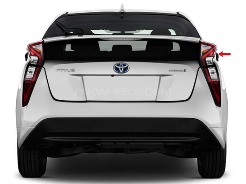 Toyota Prius 2015-2022 TYC Tail Upper Lamp - 1 Pc RH Image-1