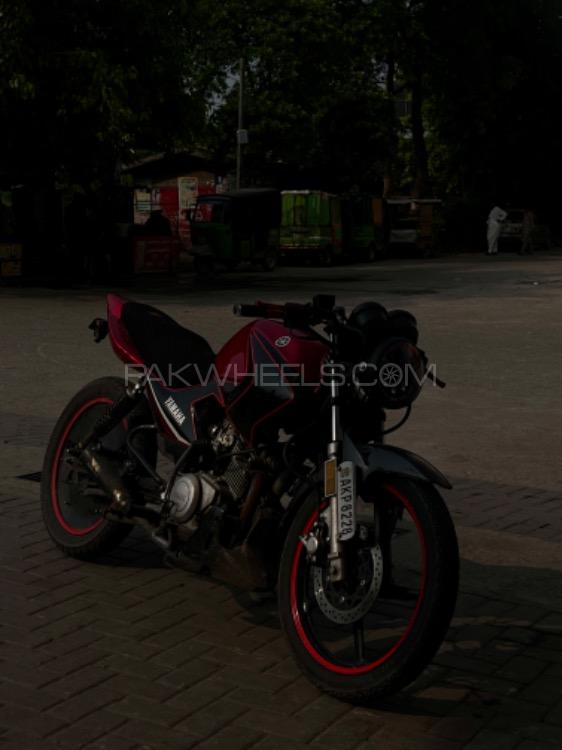 Yamaha YBR 125 - 2022 BELLA Image-1