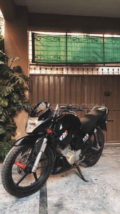 Yamaha YBR 125 - 2017 Liger Image-1