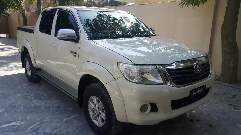 Toyota Hilux 2014 for Sale in Sargodha Image-1