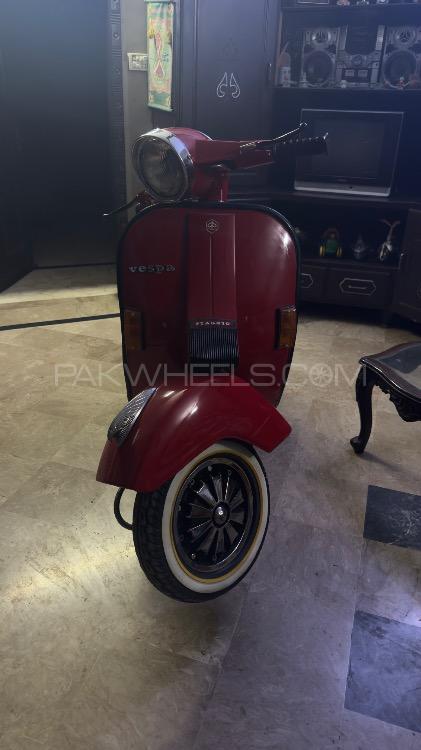Vespa 150cc - 1968 laalo Image-1