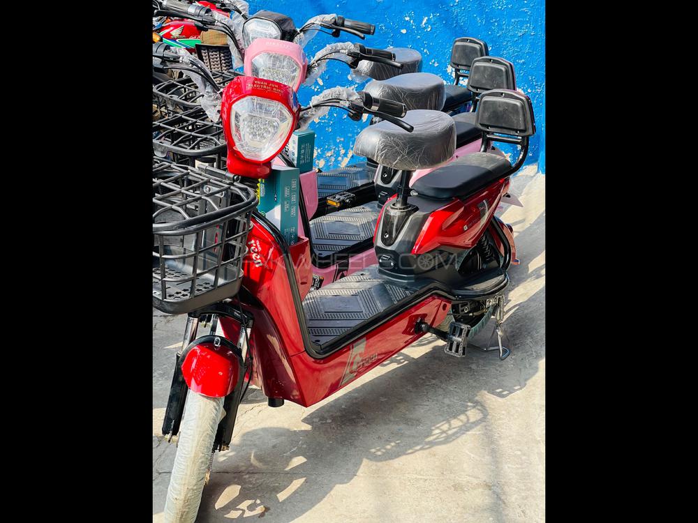 یونائیٹڈ US Scooty 100 2022 for Sale in راولپنڈی Image-1
