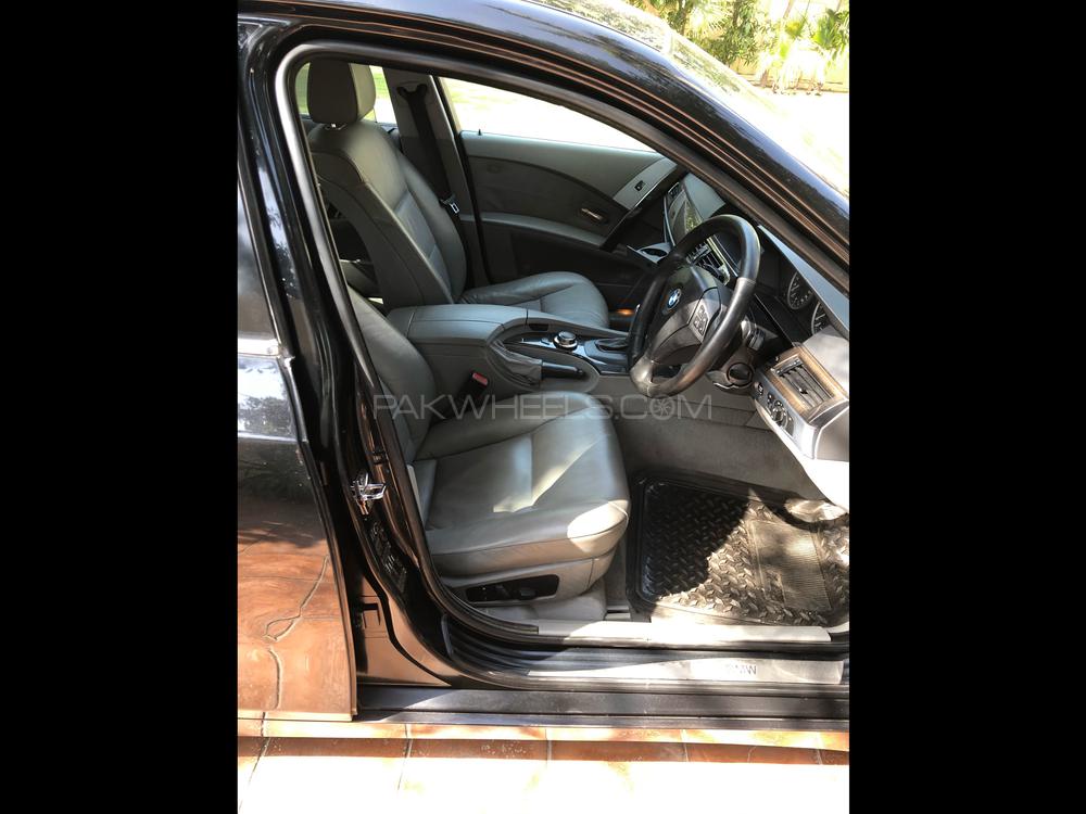 بی ایم ڈبلیو 5 سیریز 2006 for Sale in لاہور بی ایم ڈبلیو 5 سیریز 2006 for Sale in لاہور Image-12
