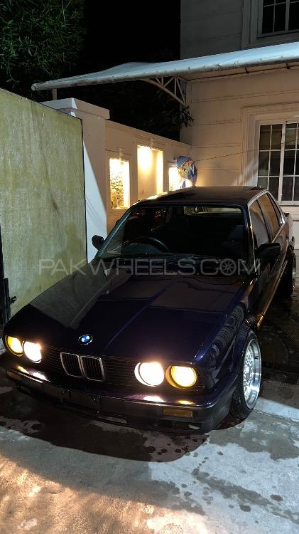 BMW 3 Series - 1990 e30.waiz Image-1