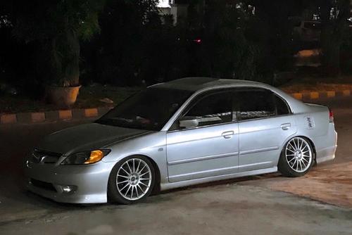 Honda Civic - 2005