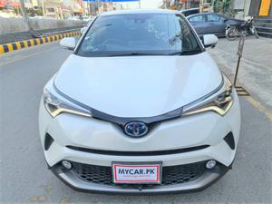 Toyota C-HR 2017 for Sale in Lahore