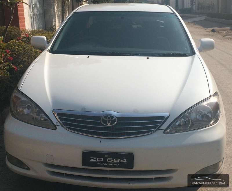 Toyota Camry 2003 for Sale in Peshawar Image-1