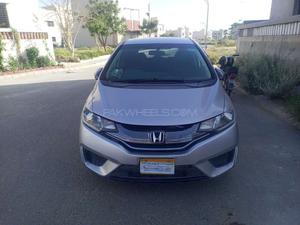 Honda Fit 1.5 Hybrid S Package 2014 for Sale in Karachi
