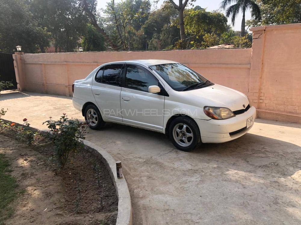 Toyota Platz 2002 for Sale in Peshawar Toyota Platz 2002 for Sale in Peshawar Image-3